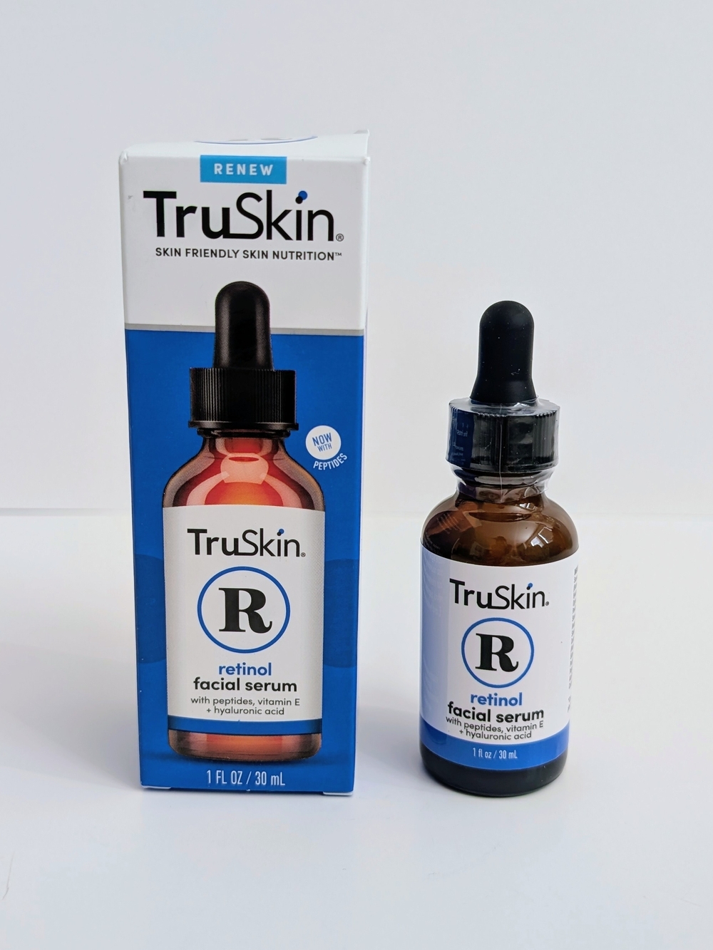 TruSkin Retinol Facial Serum with Peptides, Hyaluronic Acid, & Vitamin E - 1 Oz.